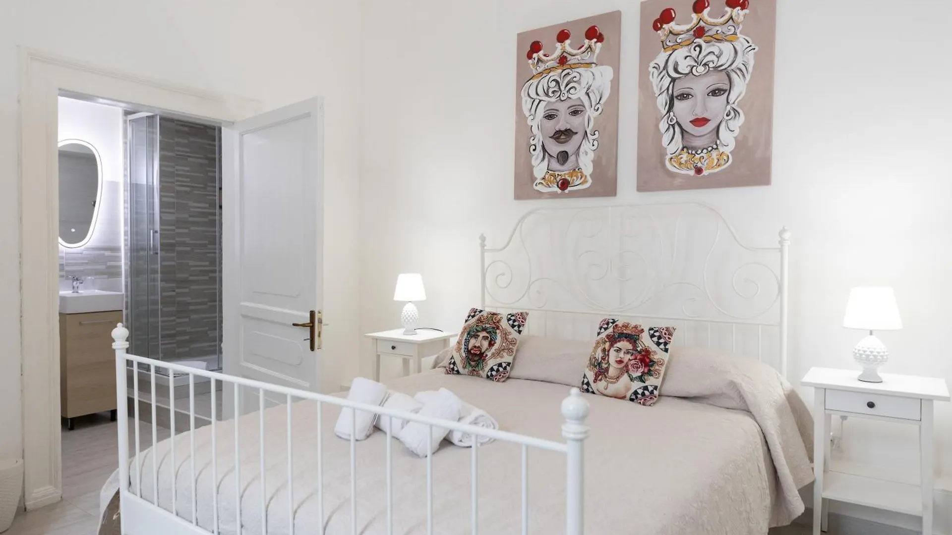 Casanova Rooms And Apartment To Rent Cefalù Affittacamere