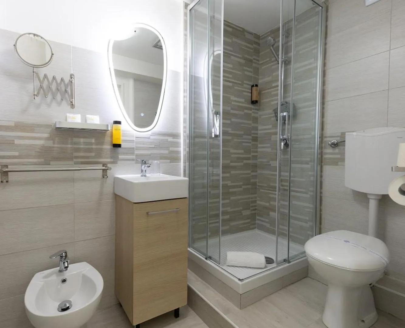 Casanova Rooms And Apartment To Rent Cefalú Pensión