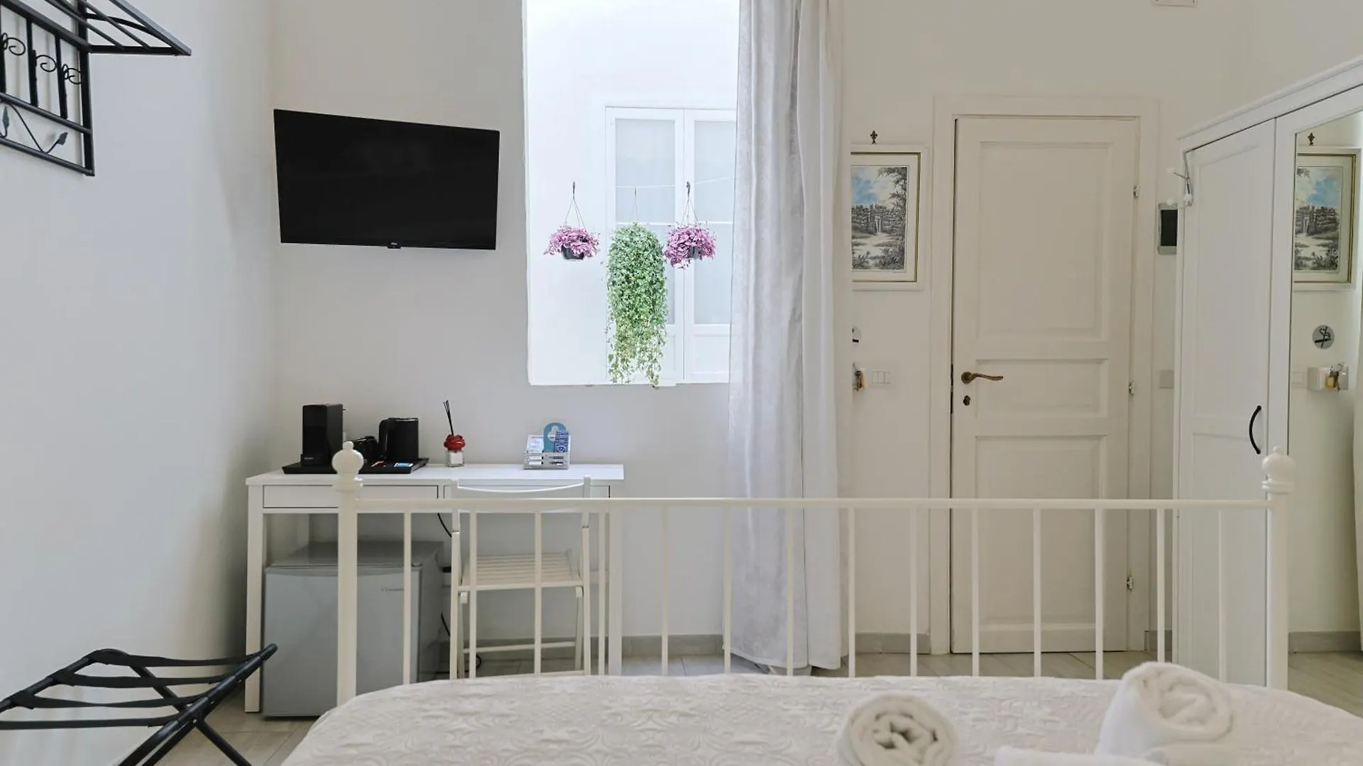 Casanova Rooms And Apartment To Rent Cefalú