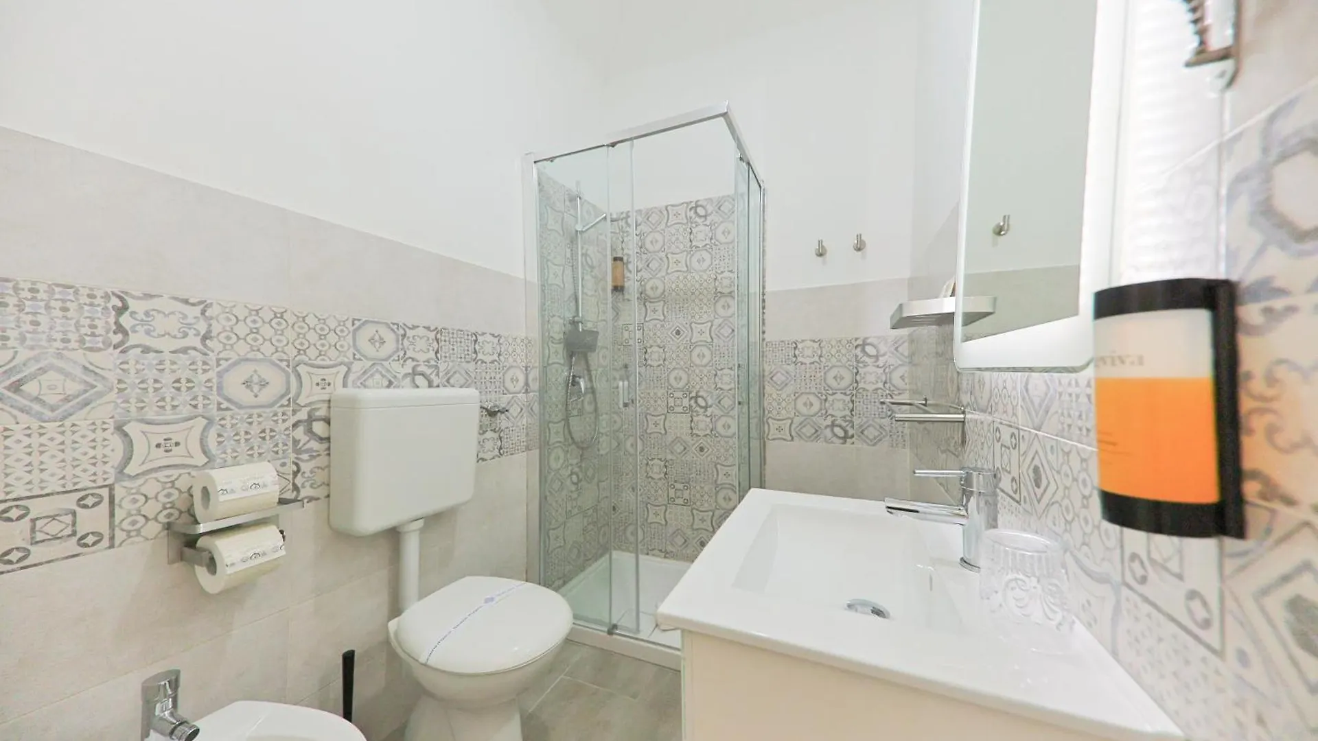 Affittacamere Casanova Rooms And Apartment To Rent Cefalù