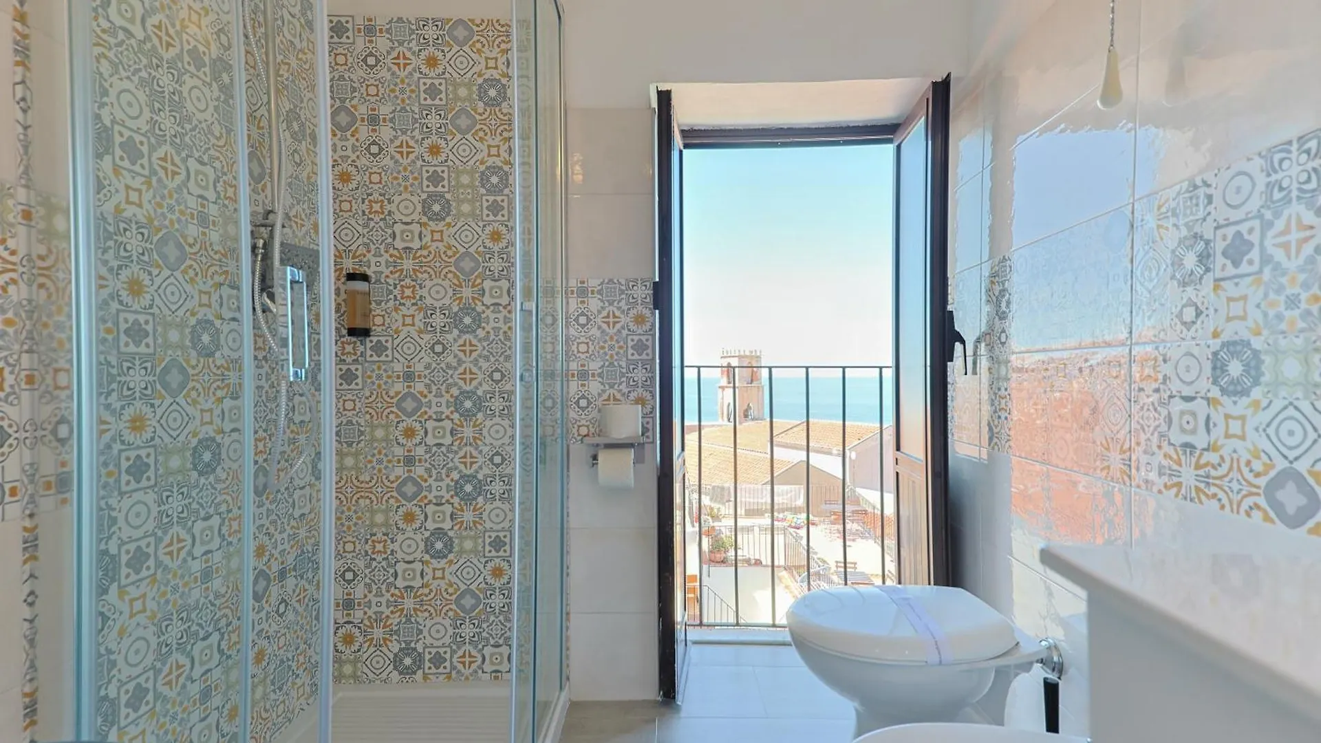 Casanova Rooms And Apartment To Rent Cefalù Affittacamere