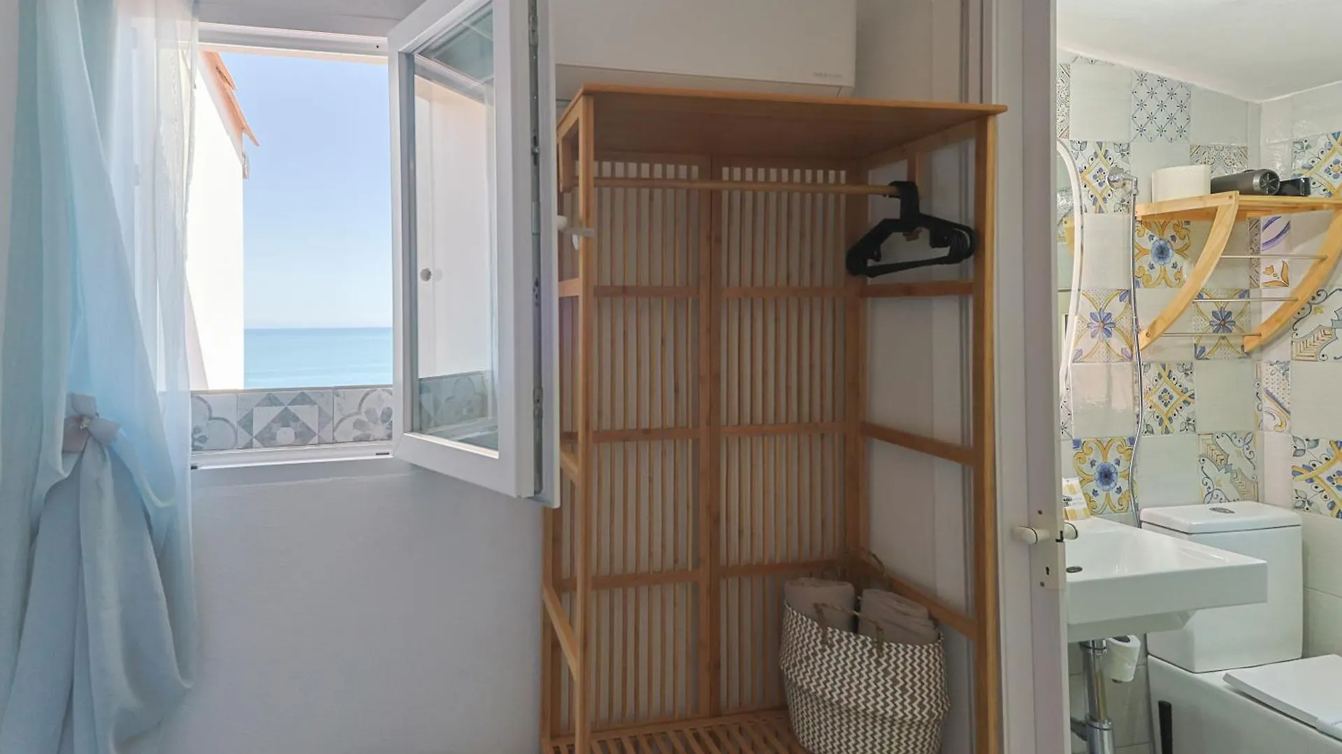 *** Affittacamere Casanova Rooms And Apartment To Rent Cefalù Italia